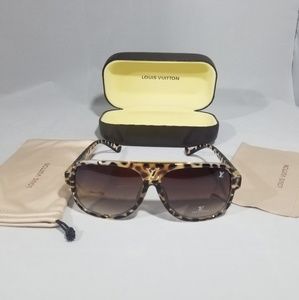 Louis Vuitton Sunglasses 😎